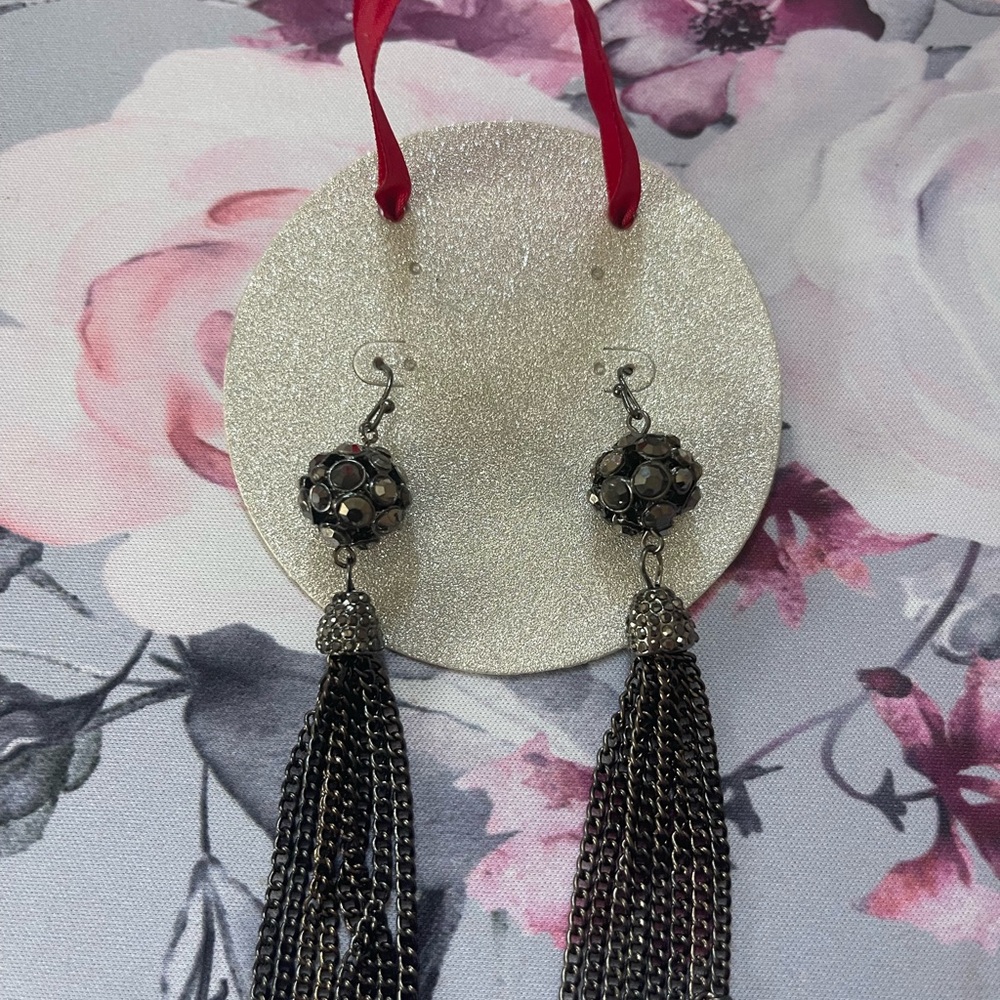 Silver chain dangle earrings